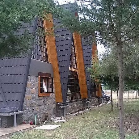 Samawati Lakeside Cottages Nyahururu エクステリア 写真