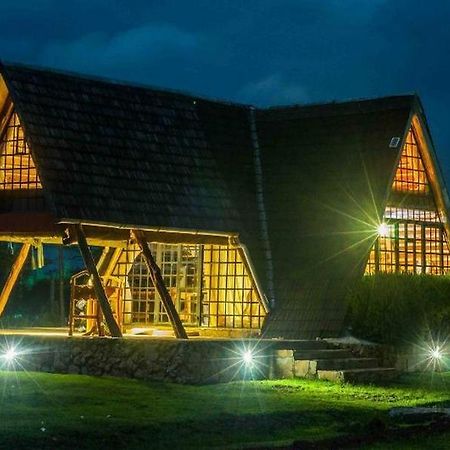 Samawati Lakeside Cottages Nyahururu エクステリア 写真